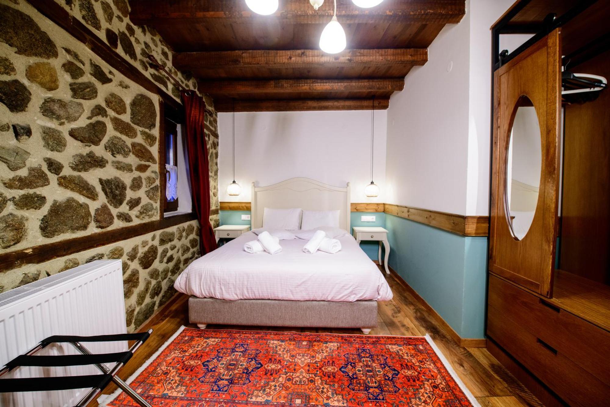 Agios Germanos Hotel Exterior photo