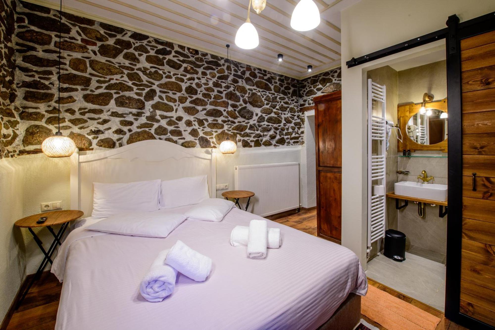 Agios Germanos Hotel Exterior photo